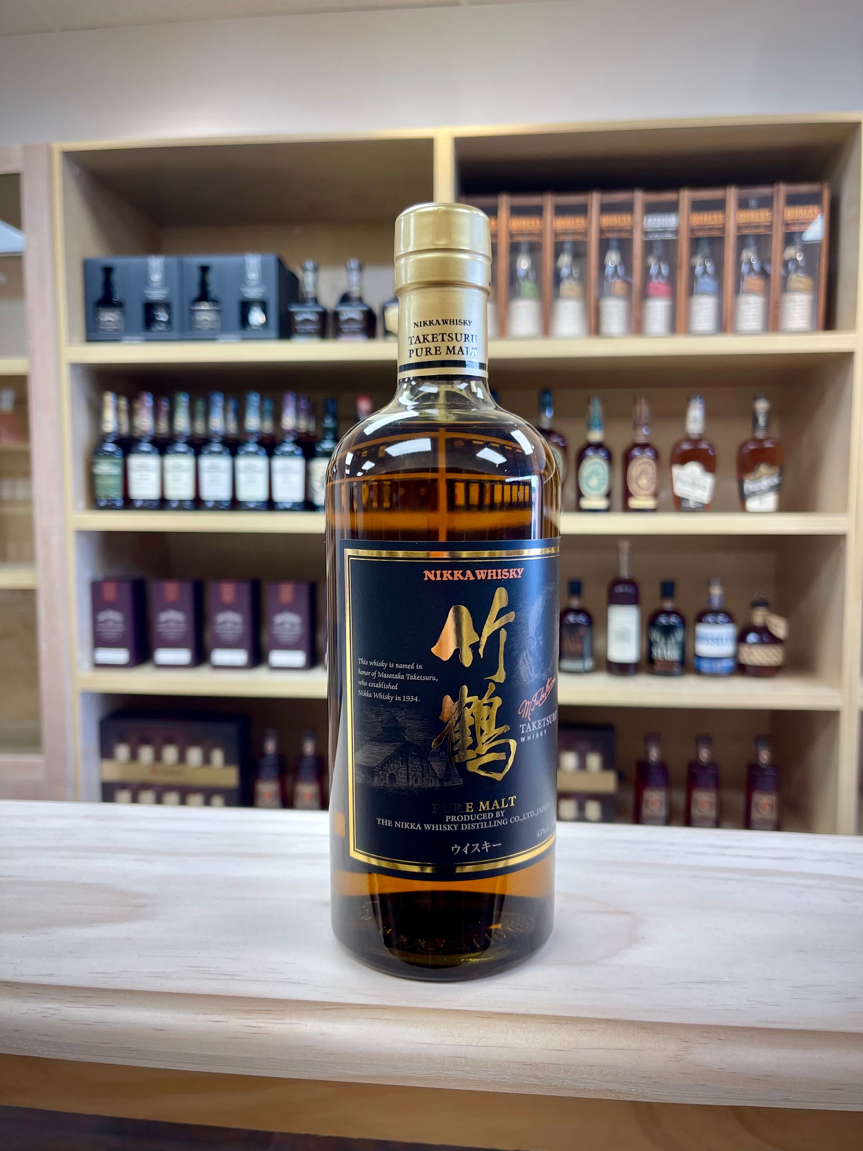 ウイスキー Nikka Taketsuru Whisky Black Label 700ml Nikka Taketsuru Pure Malt Whiskey Black label 750ml | Feng Fine